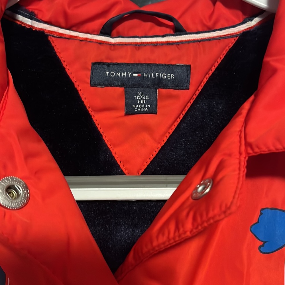 Tommy Hilfiger Button Fleece Varsity Jacket! - Picture 3 of 13